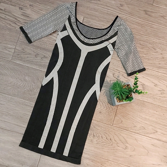 Bebe Black & White Mini Bodycon Dress size S - Picture 3 of 6